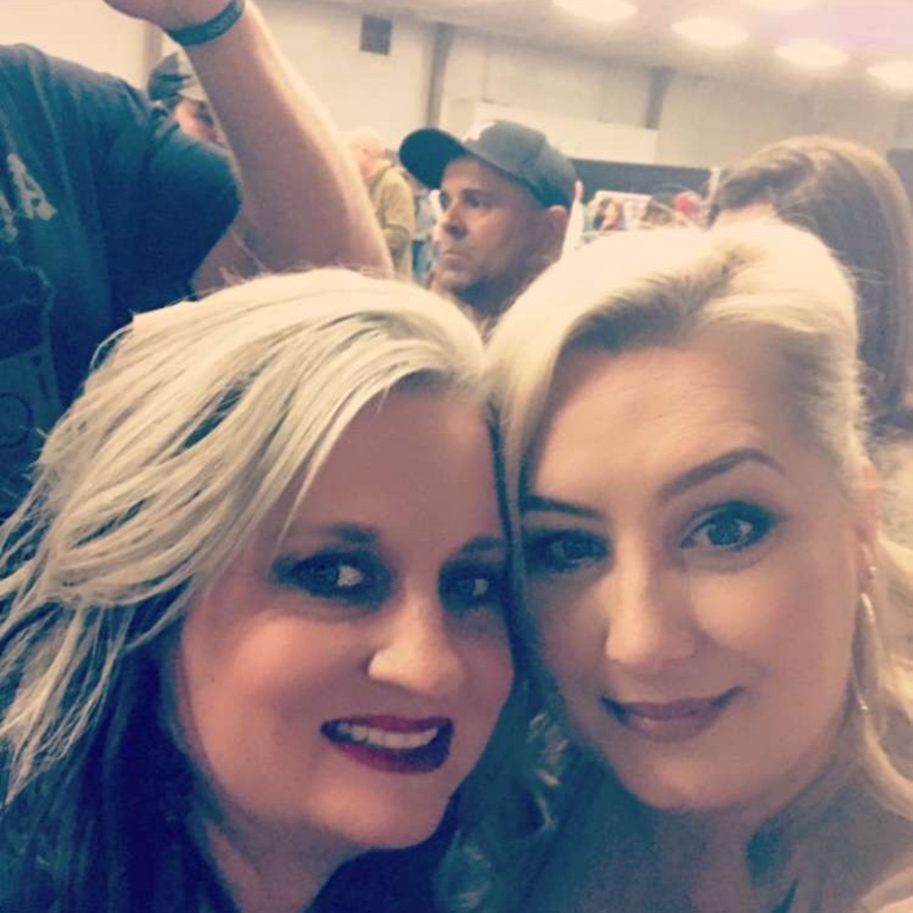 Meet your Posher, Christie